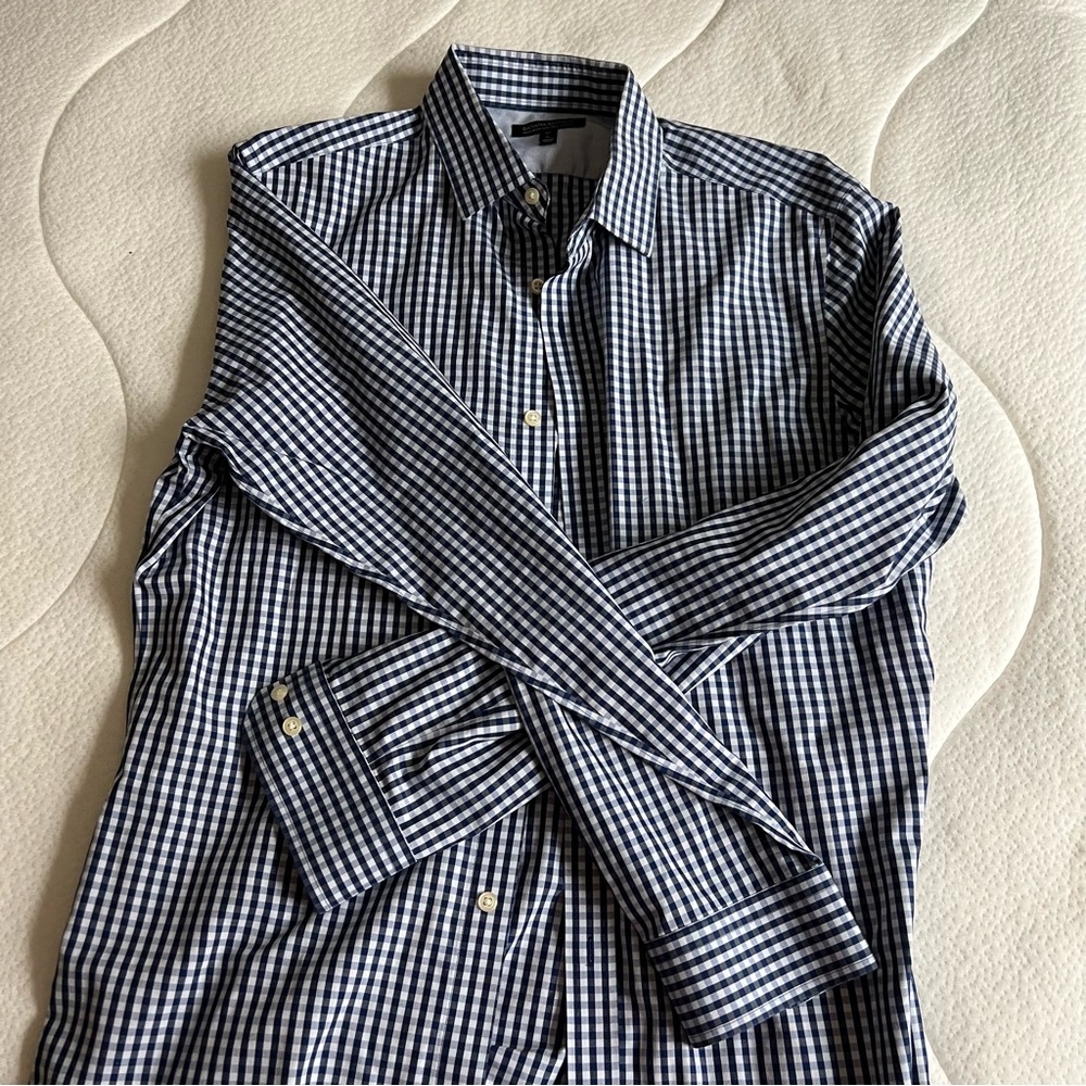 Men’s L Banana Republic dress shirt